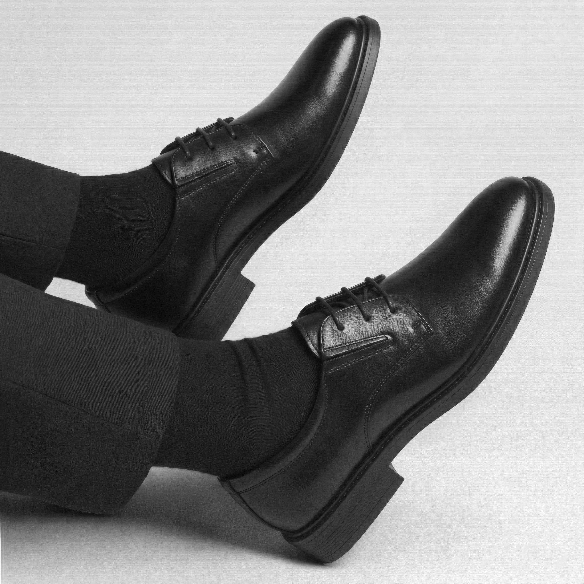 Chaussure Noir en Cuir Tres Confortable 100% Cuir - Image 2