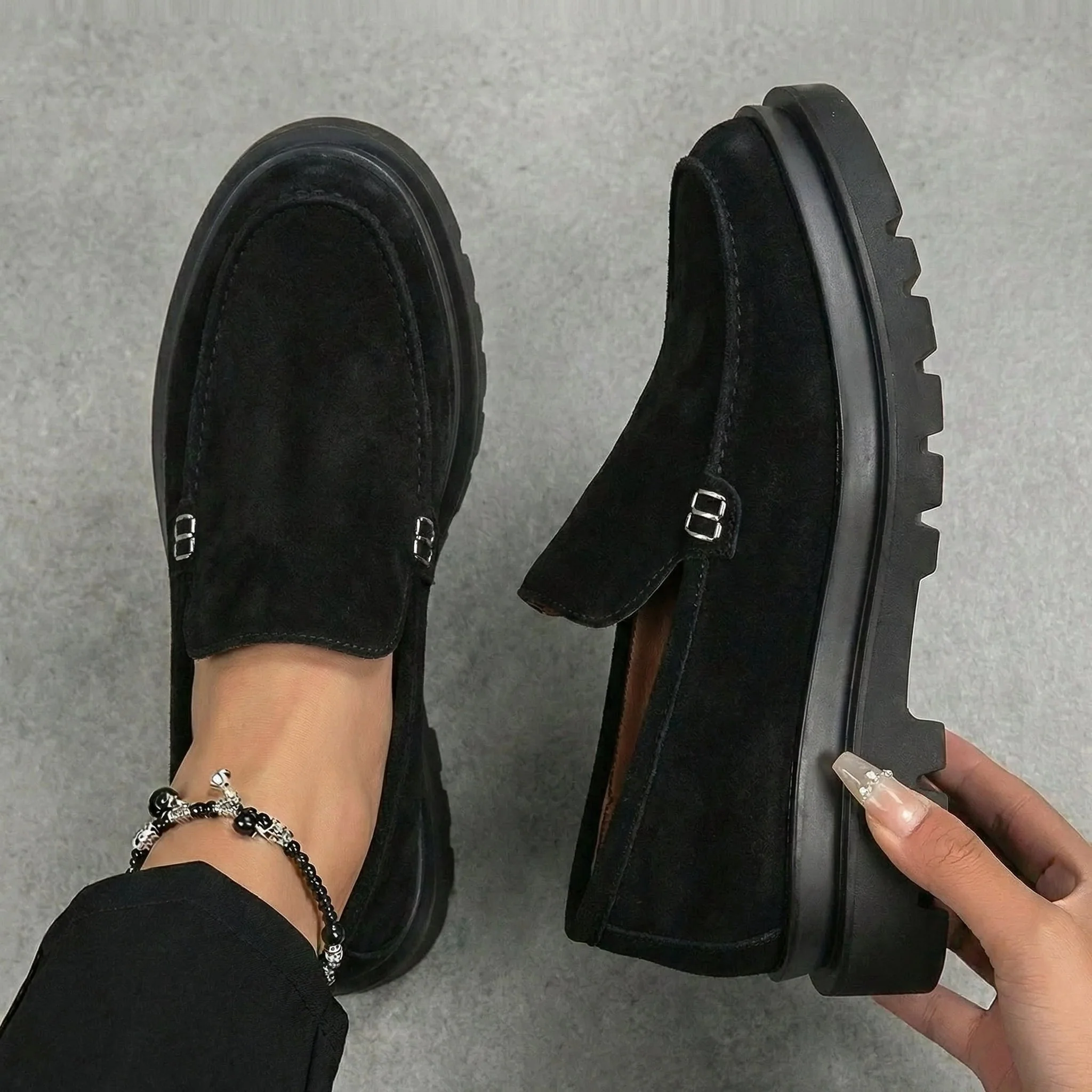Chaussure Noir en Daim Tres Confortable - Femme - Image 3