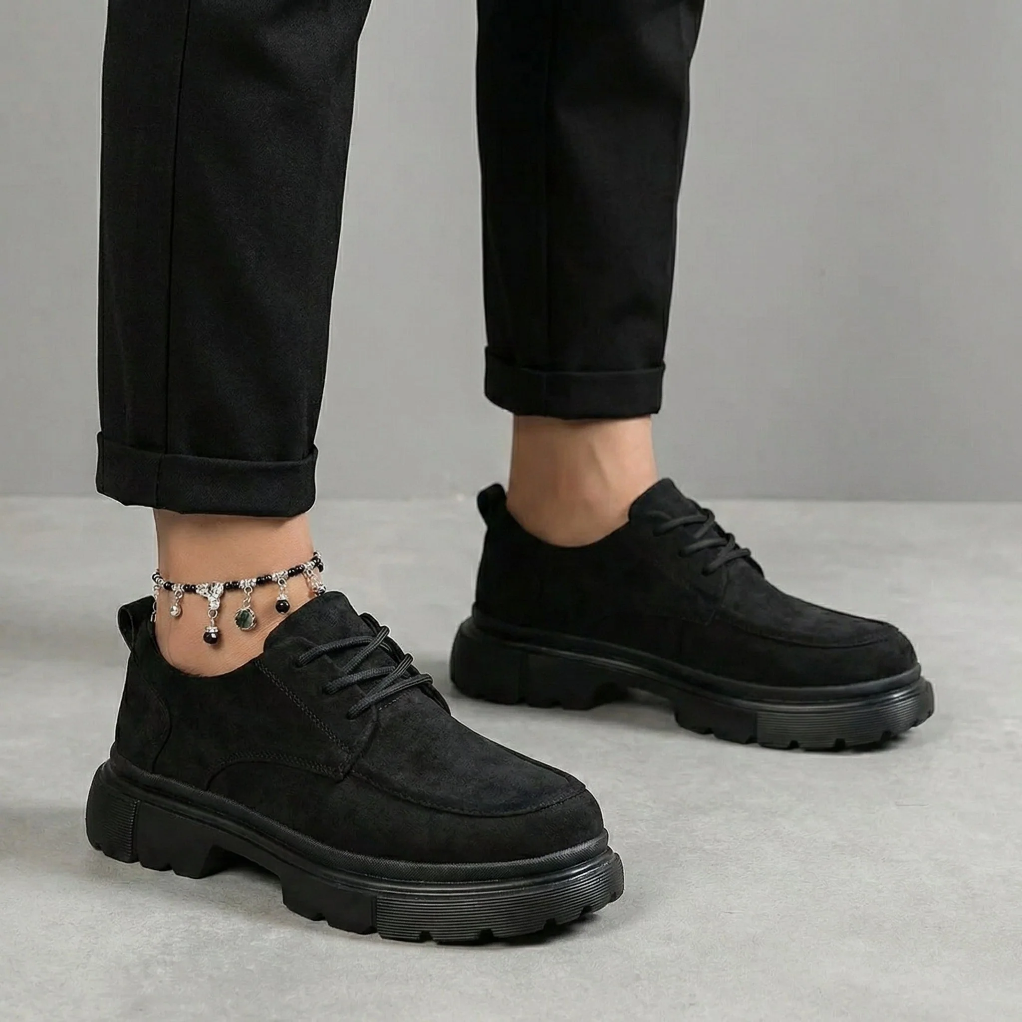 Sneakers Noir Daim Tres Confortable - Femme - Image 6