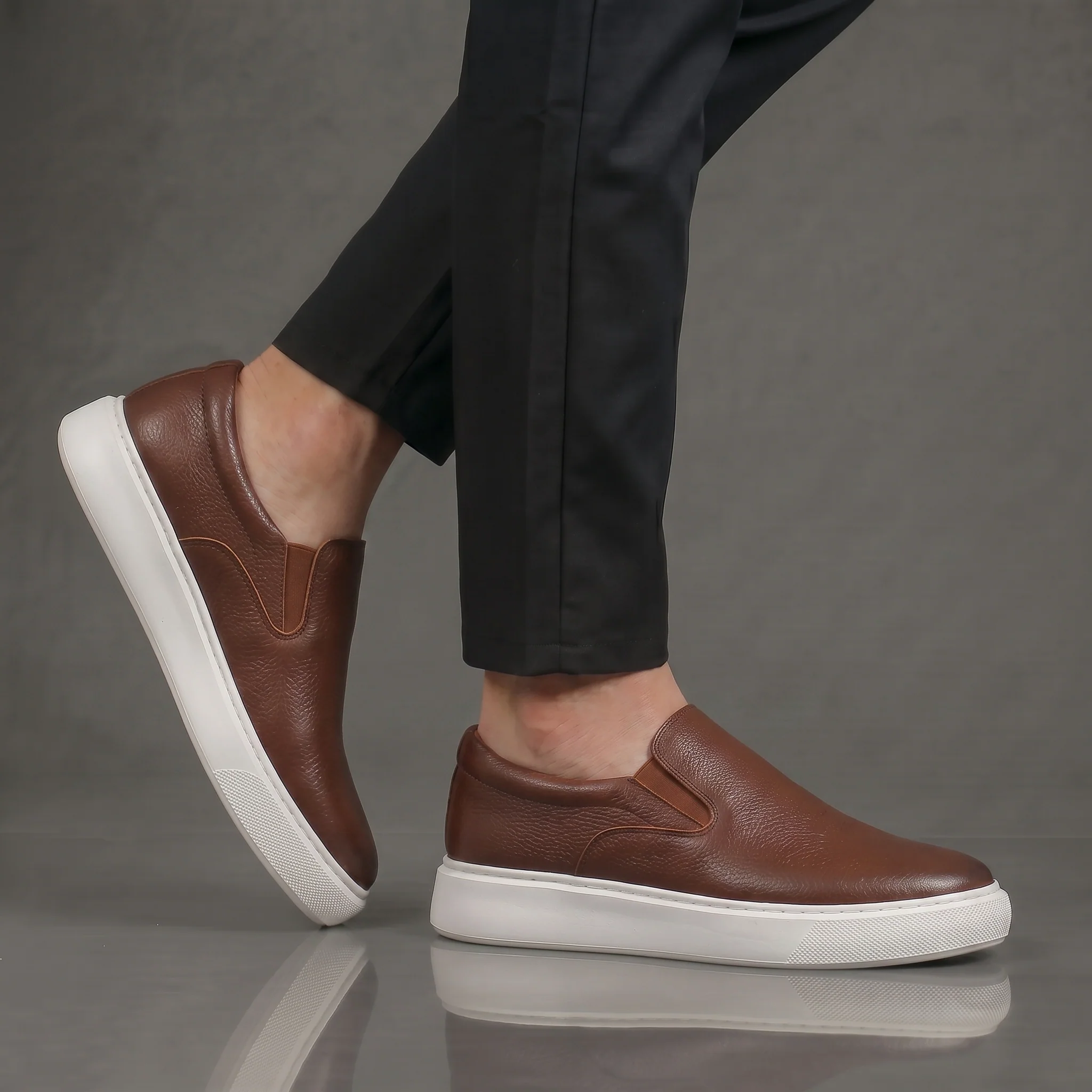 Chaussure Marron en Cuir Grainé Tres Confortable - Image 5