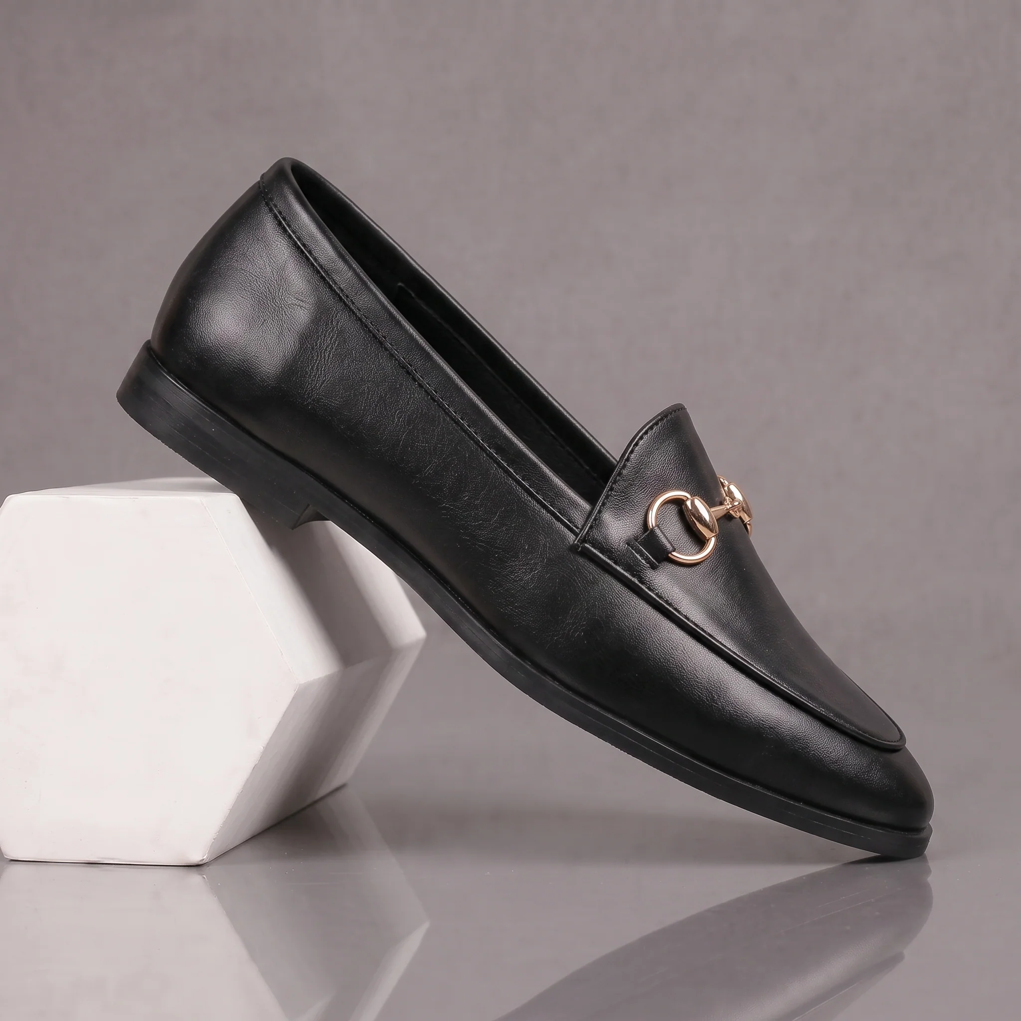 Chaussure Noir en Cuir Tres Confortable - Femme - Image 5
