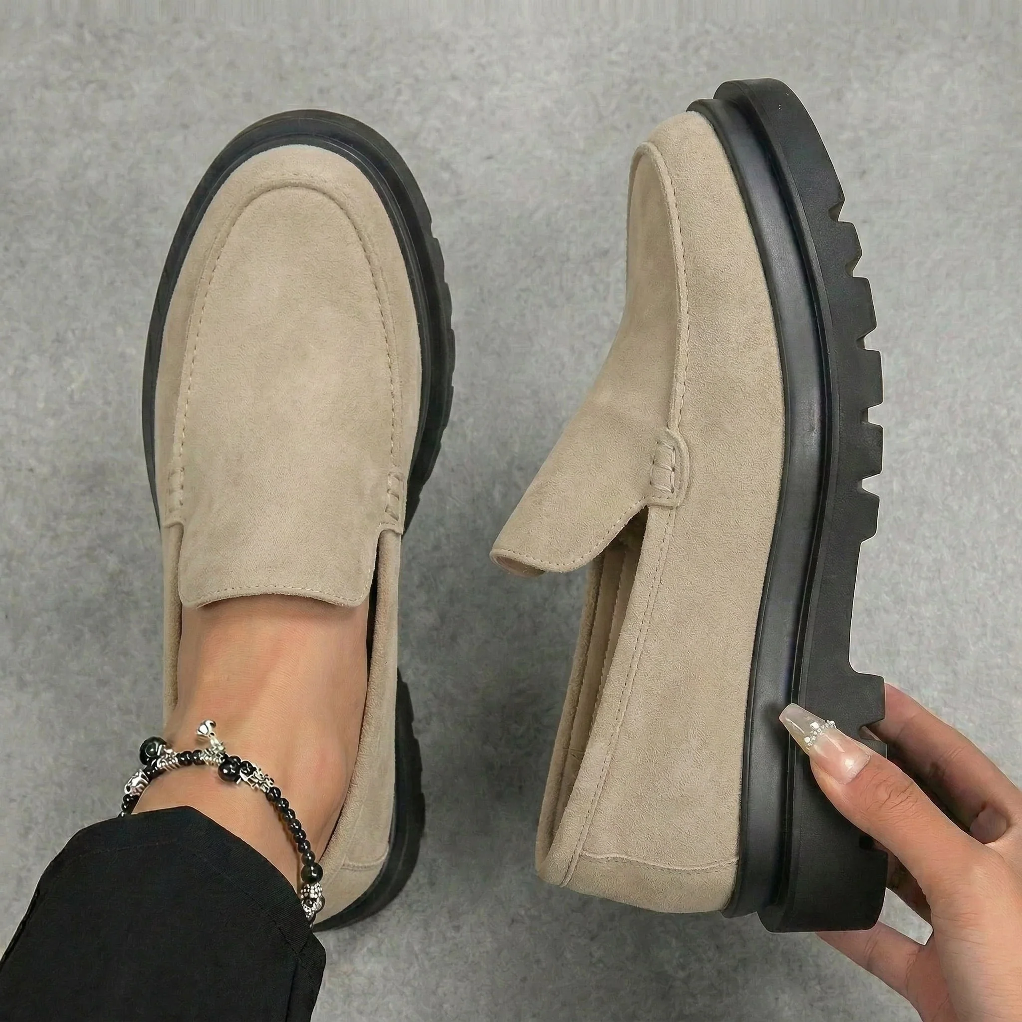 Chaussure Beige en Daim Tres Confortable - Femme - Image 3