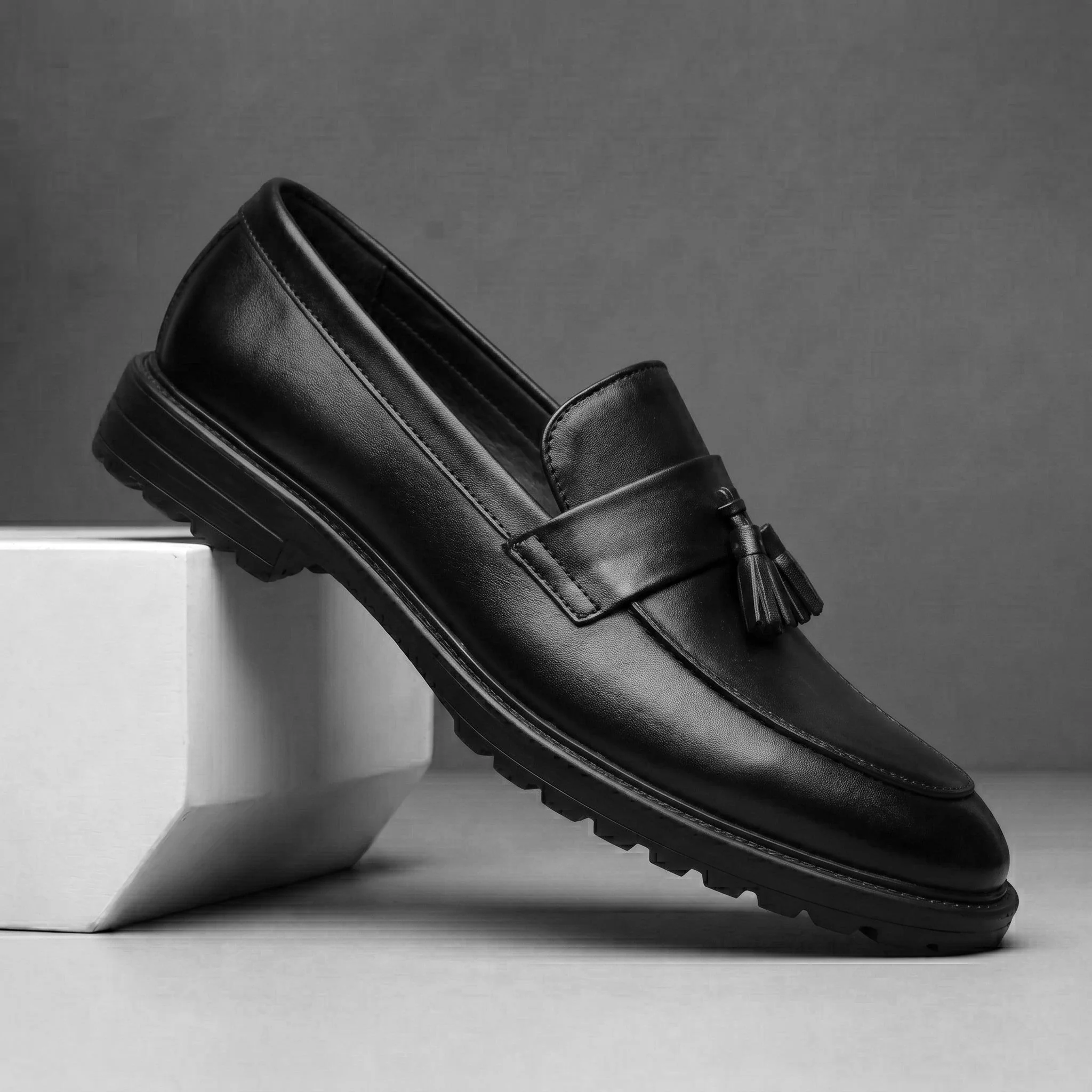 Mocassins Noir de Luxe Tres Confortable 100% Cuir - Image 3
