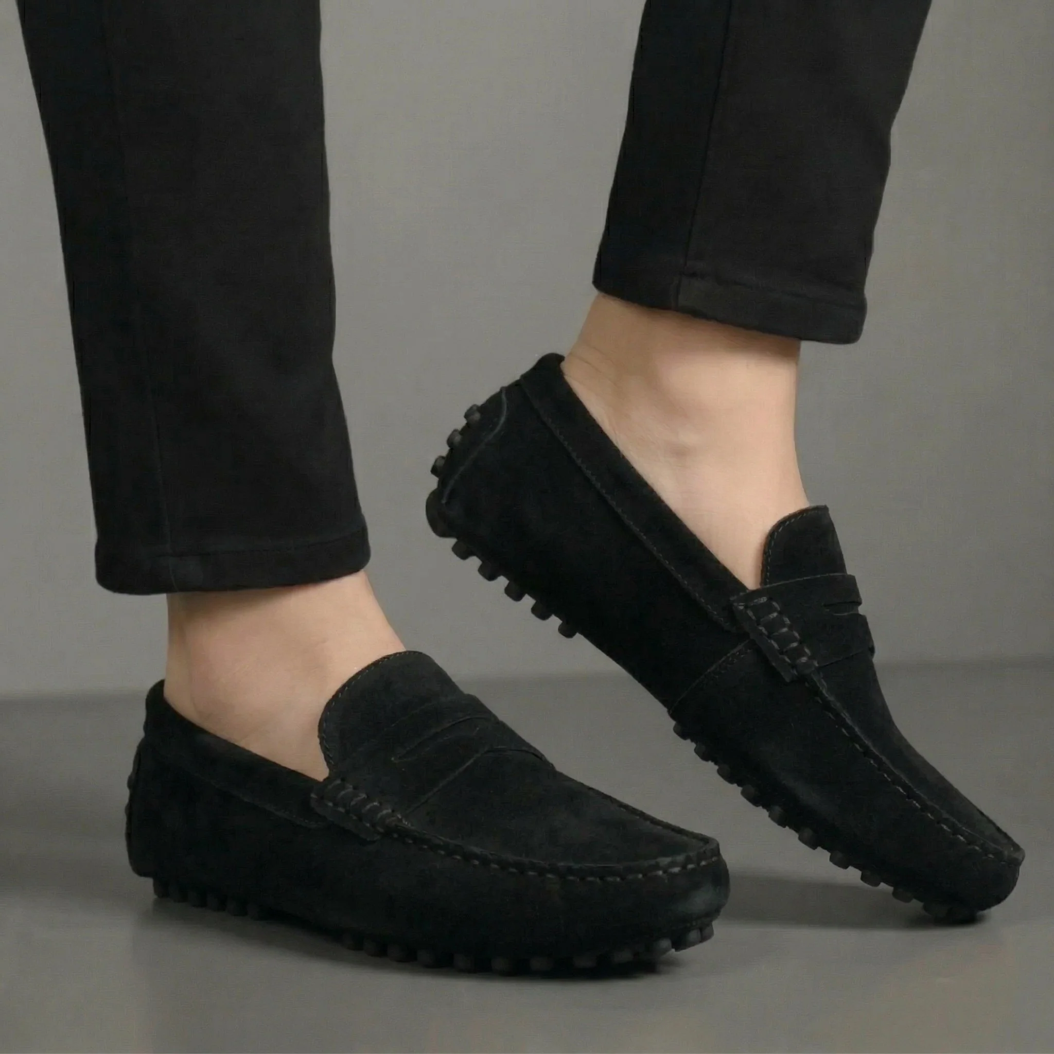Mocassin Daim Noir Tres Confortable  - Homme - Image 3