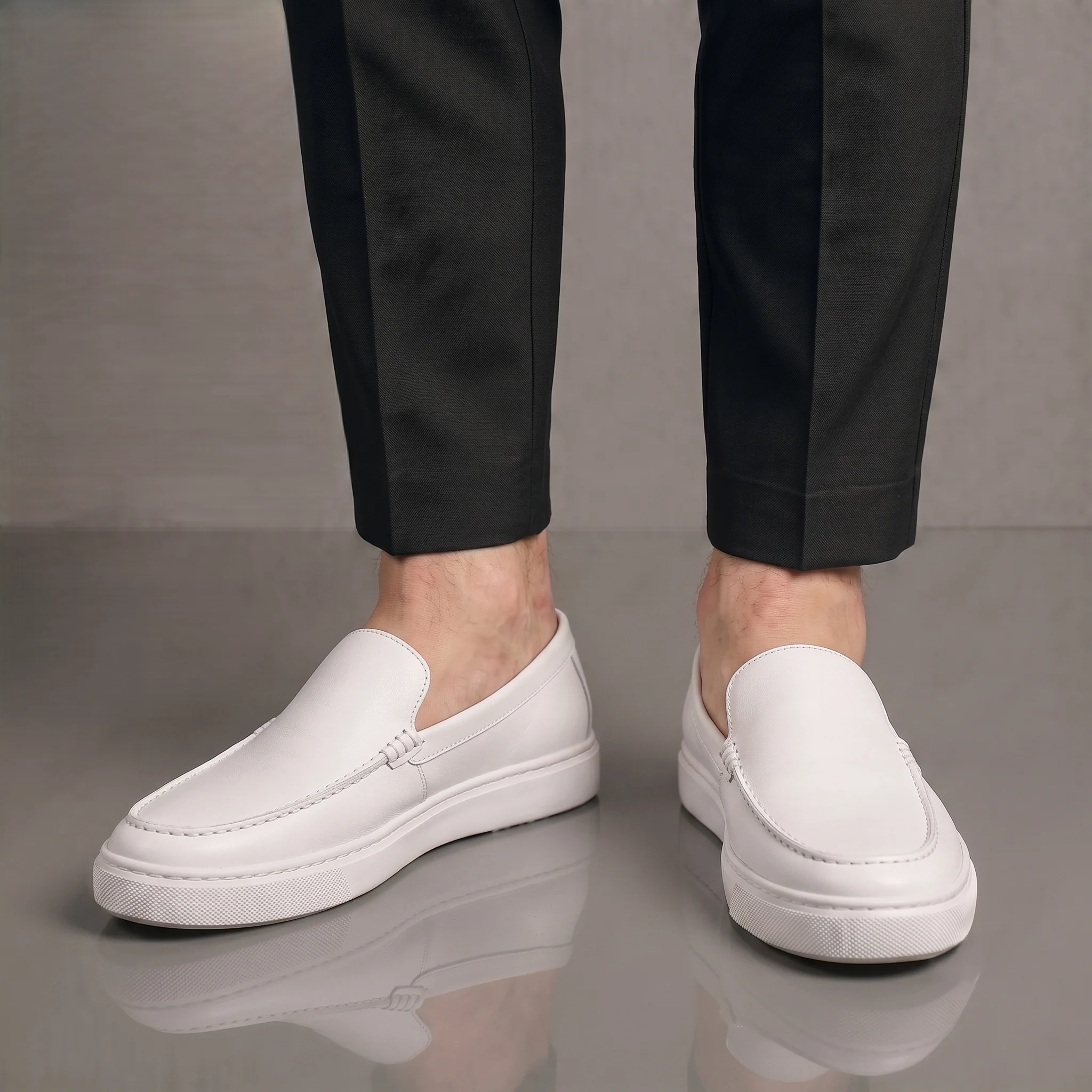 Mocassins Cuir Blanc - Tres Confortable - Image 4