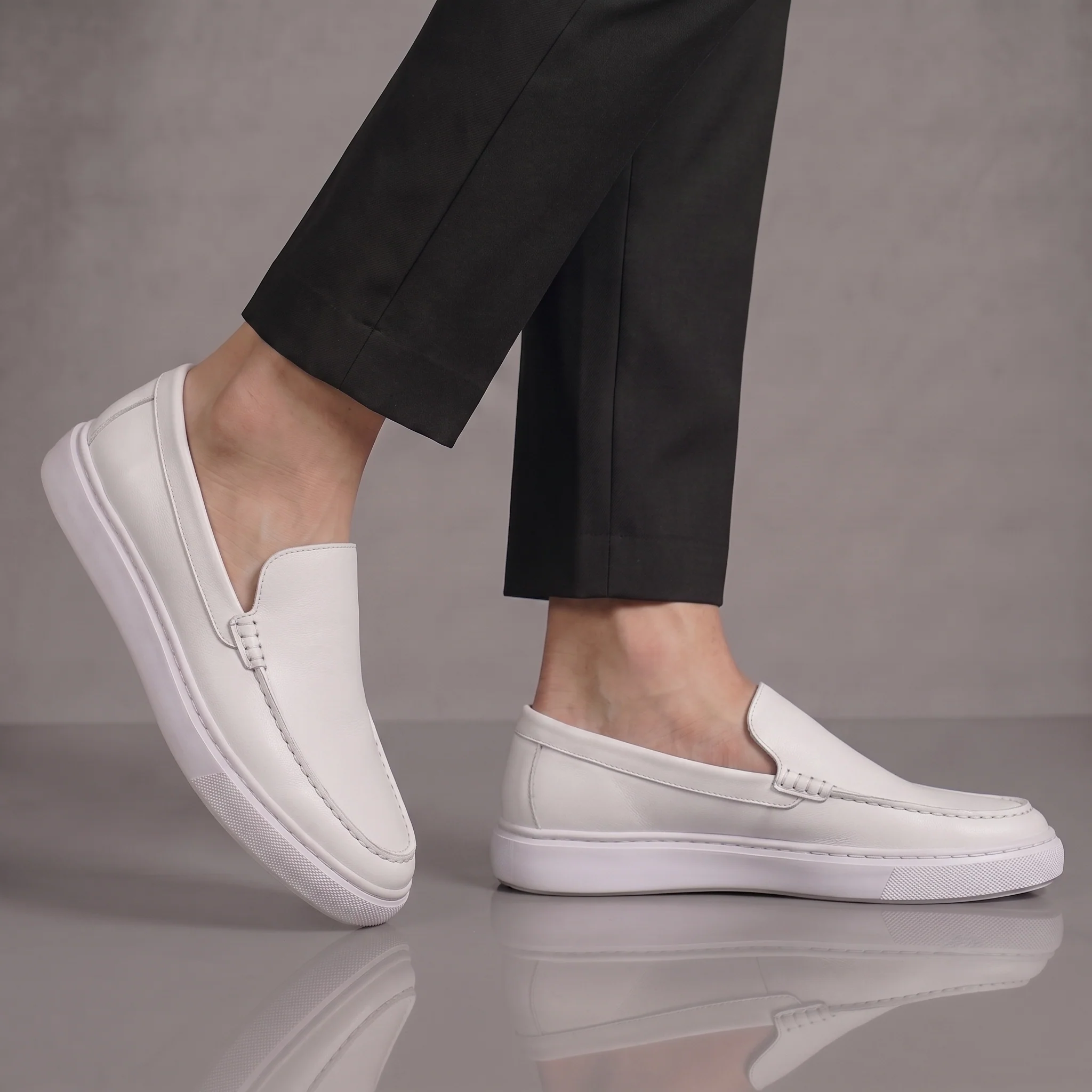 Mocassins Cuir Blanc - Tres Confortable - Image 6