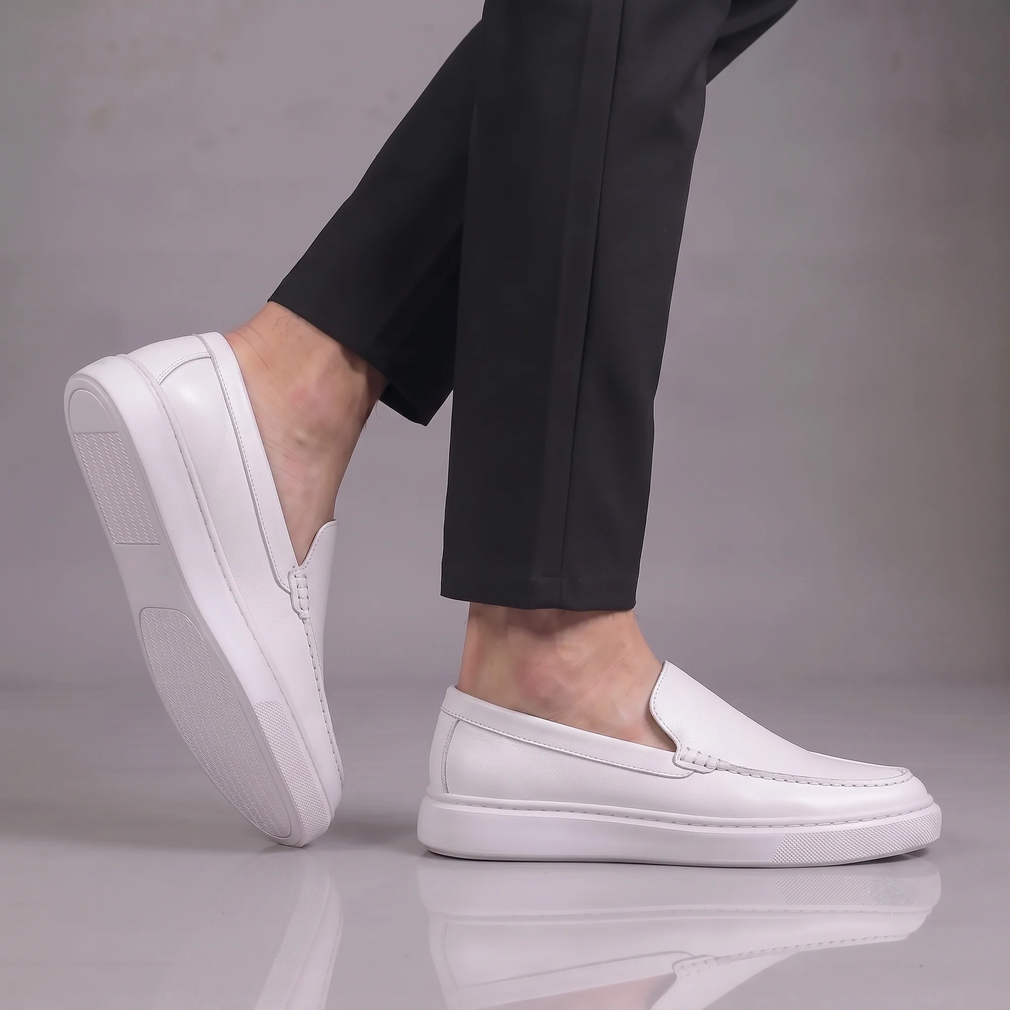 Mocassins Cuir Blanc - Tres Confortable - Image 7