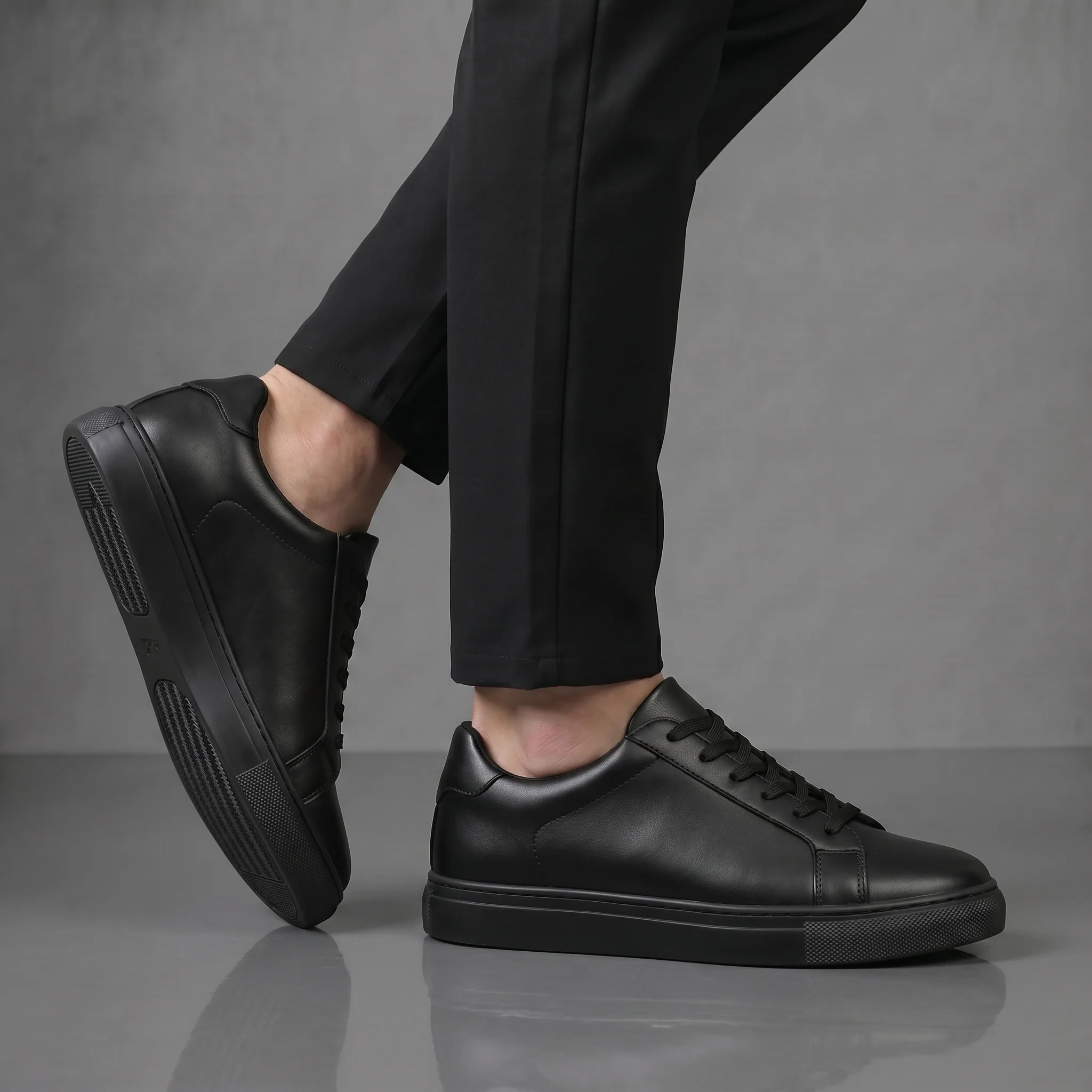 Sneakers Noir en Cuir - Tres Confortable - Image 7