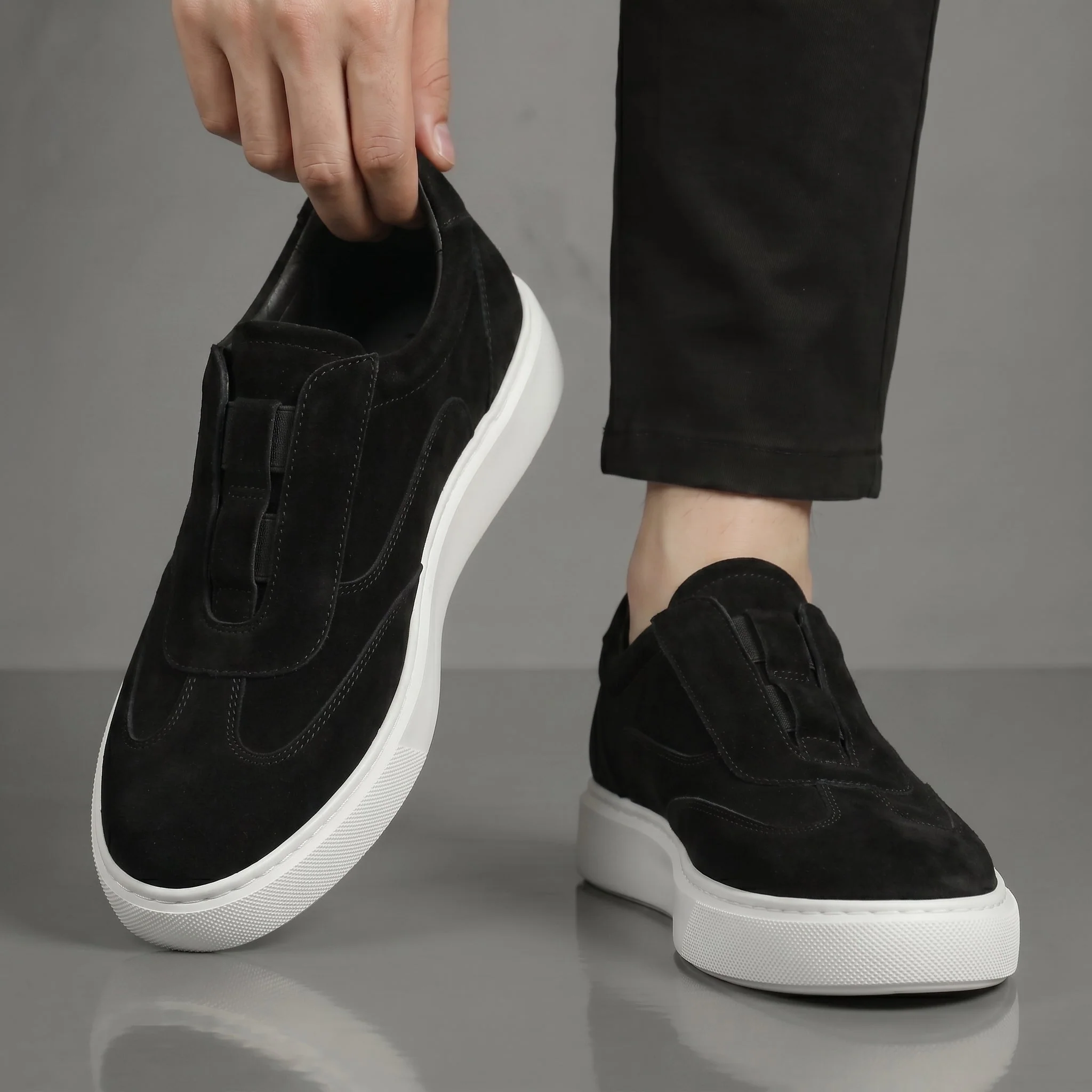 Sneakers Noir en Daim - Tres Confortable