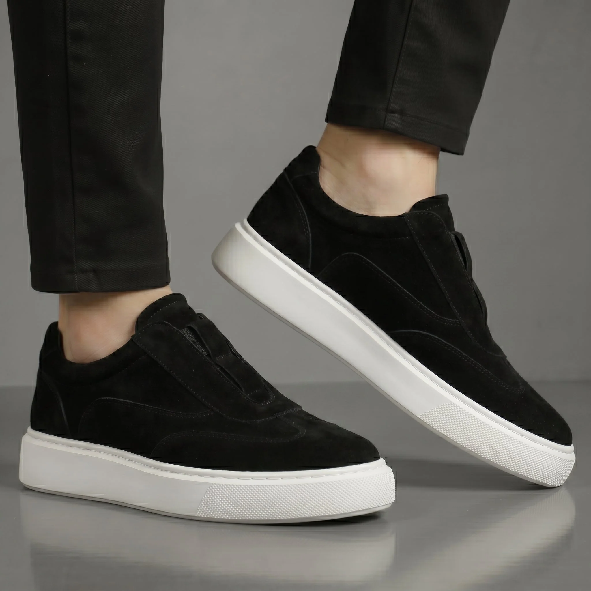 Sneakers Noir en Daim - Tres Confortable - Image 4