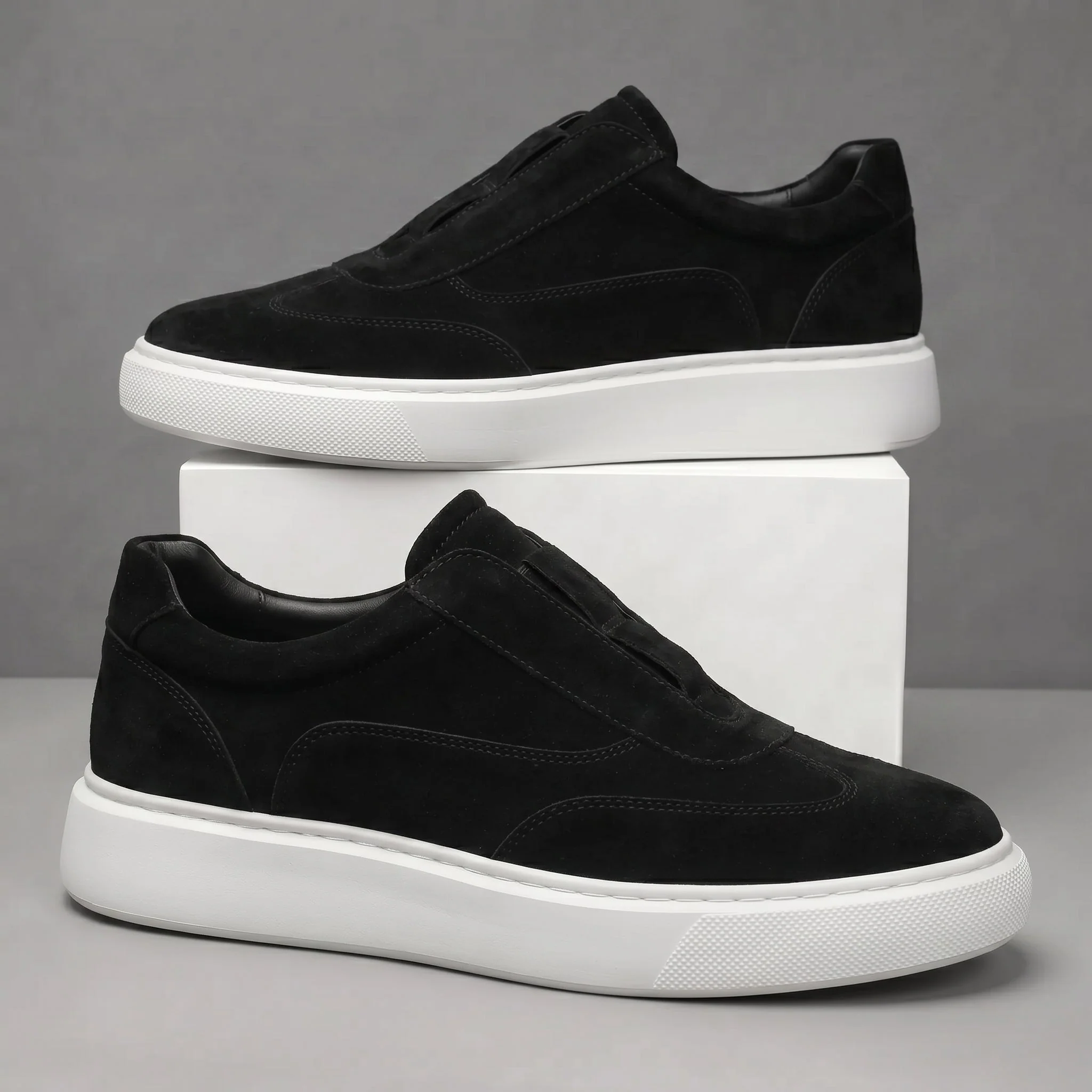 Sneakers Noir en Daim - Tres Confortable - Image 5