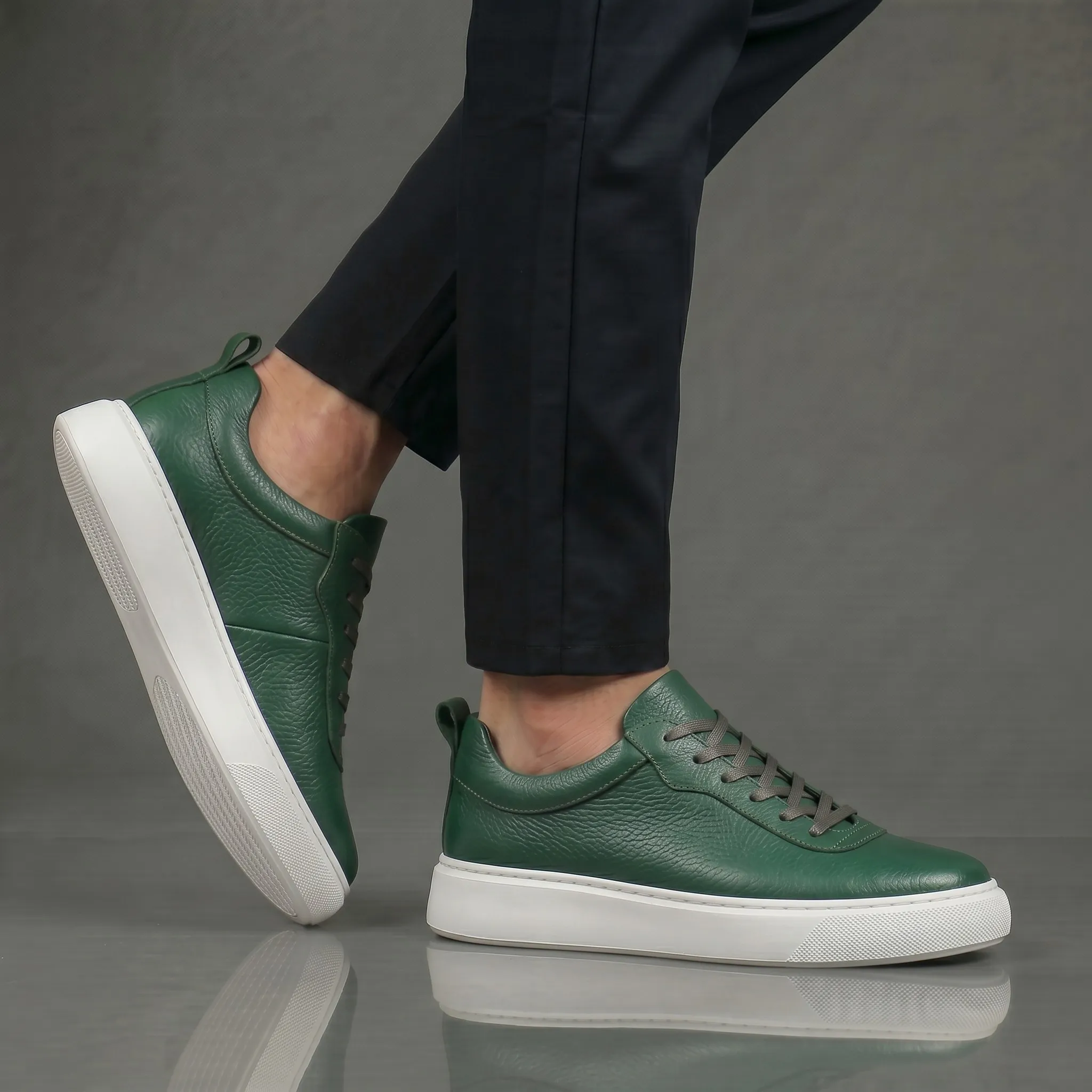 Sneakers Vert en Cuir - Semelle Légère Confortable - Image 2
