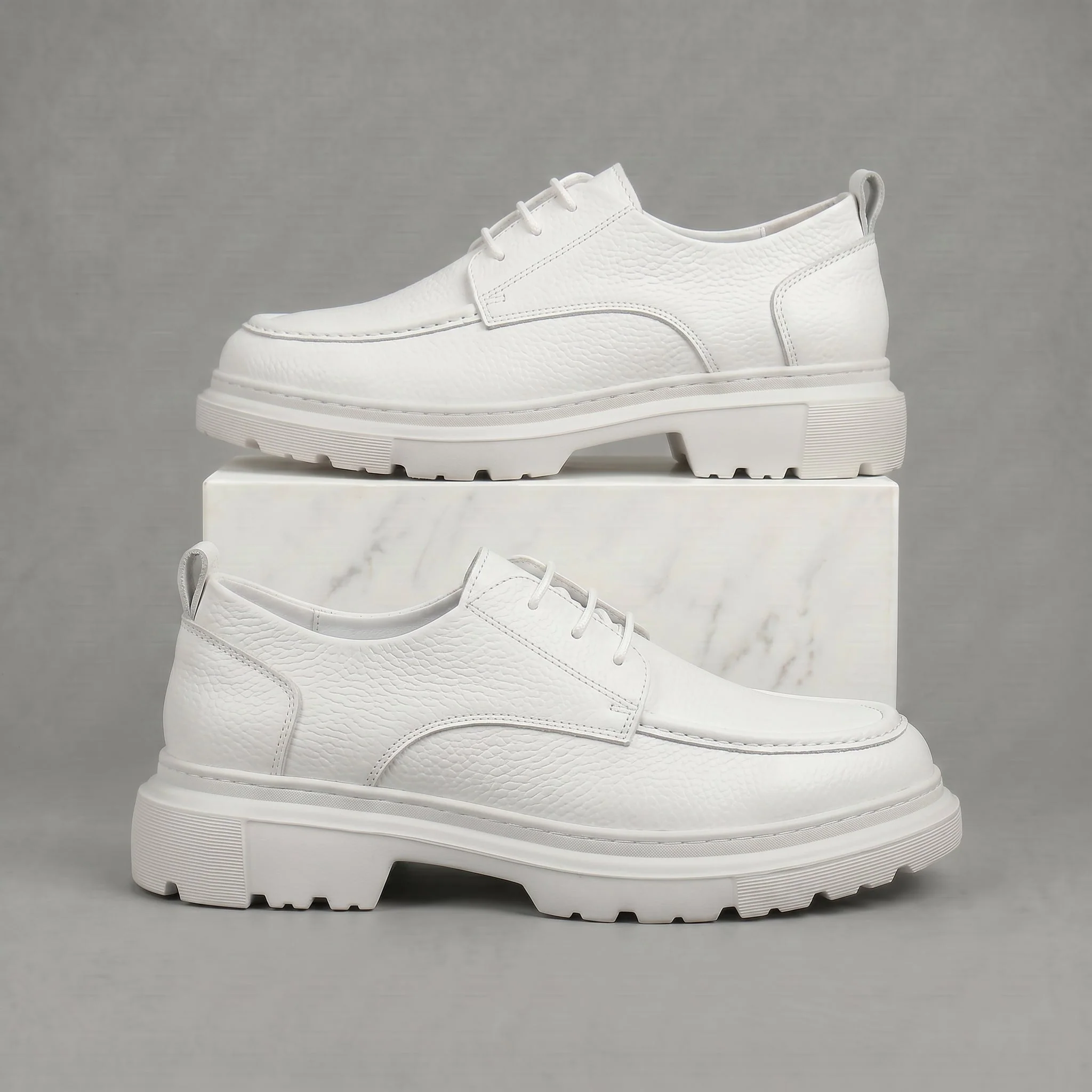 Chaussure Blanc en Cuir Tres Confortable - Femme - Image 4