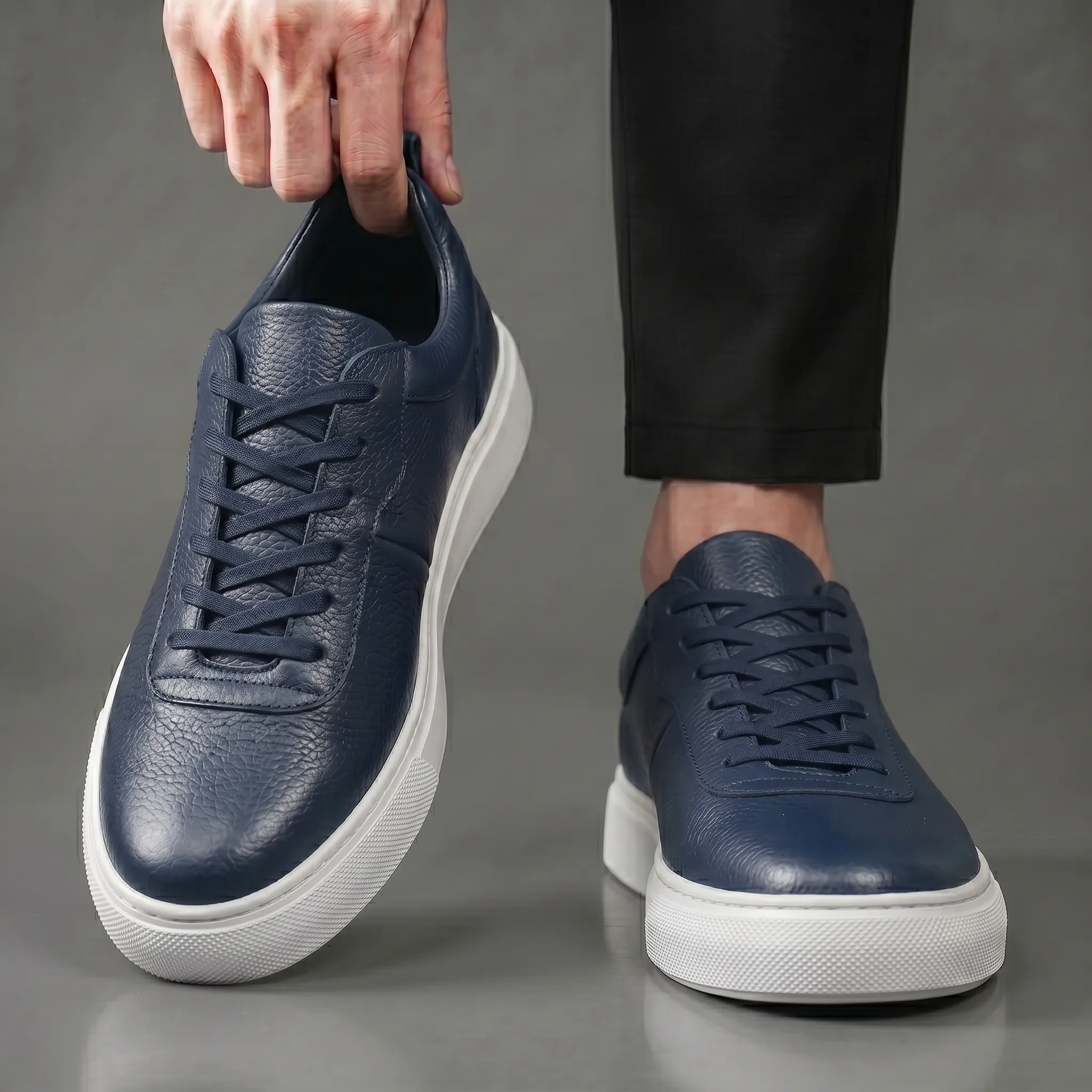 Sneakers BleuMarine en Cuir Grainé - Tres Confortable - Image 3