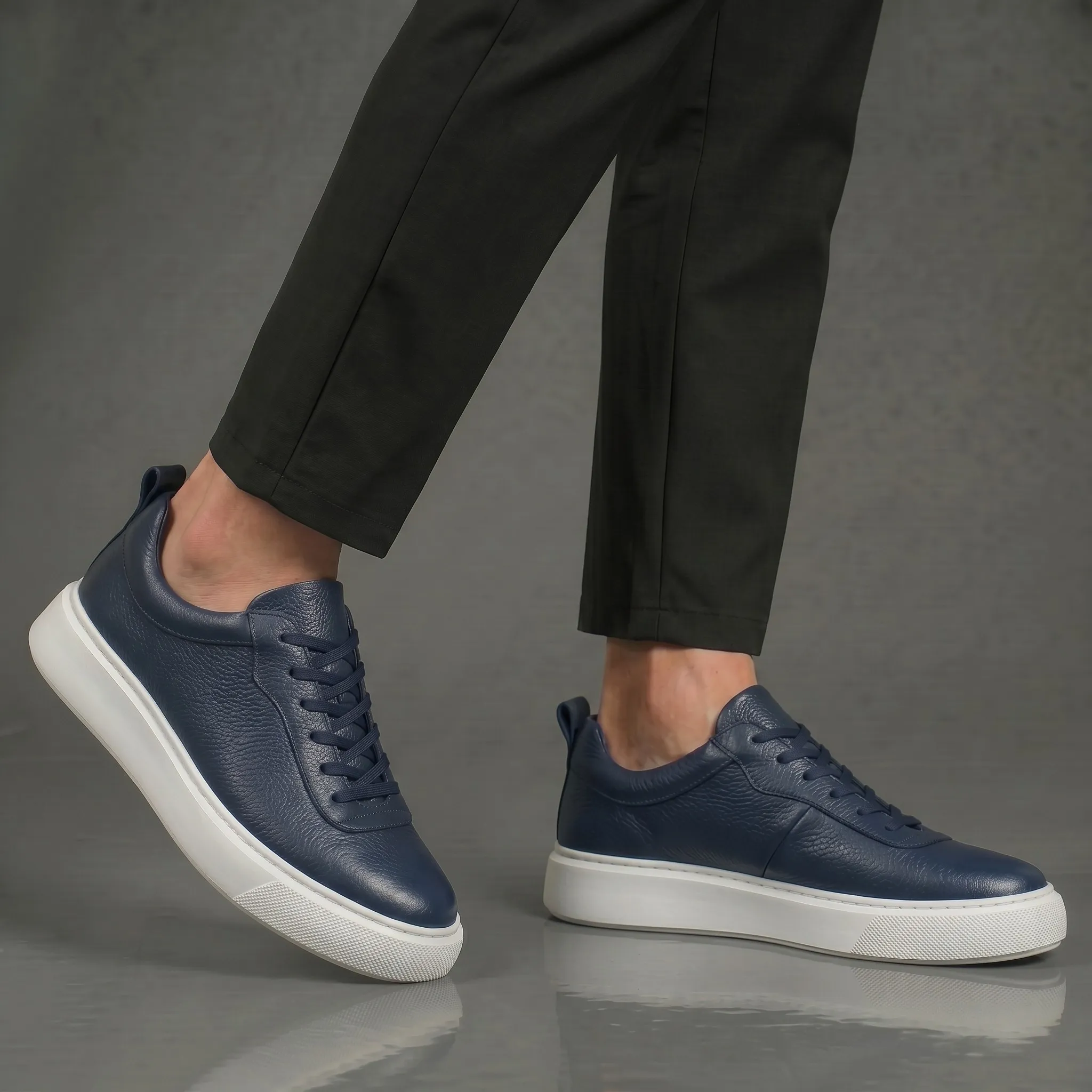 Sneakers BleuMarine en Cuir Grainé - Tres Confortable - Image 7