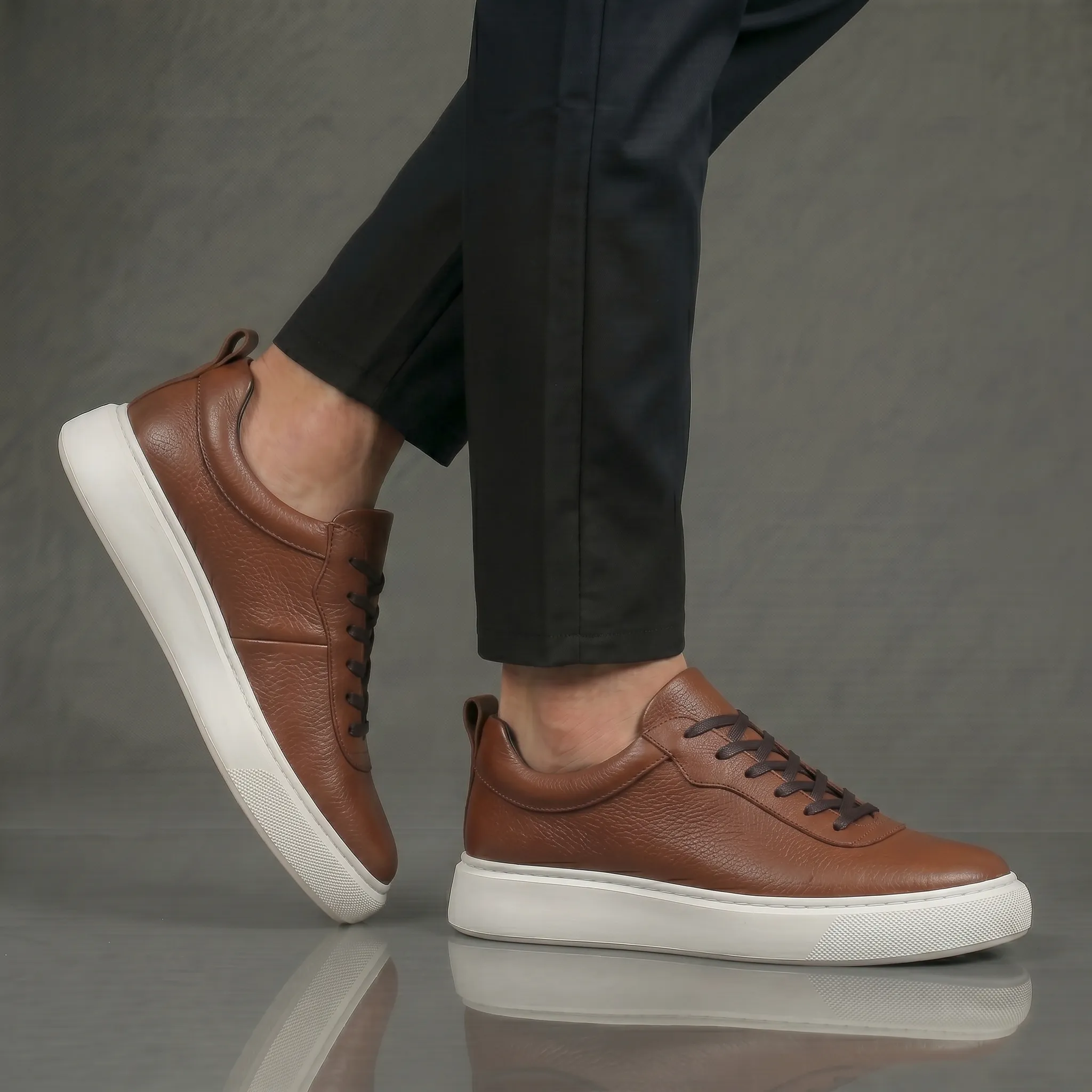 Sneakers Tabac en Cuir Grainé - Tres Confortable - Image 5