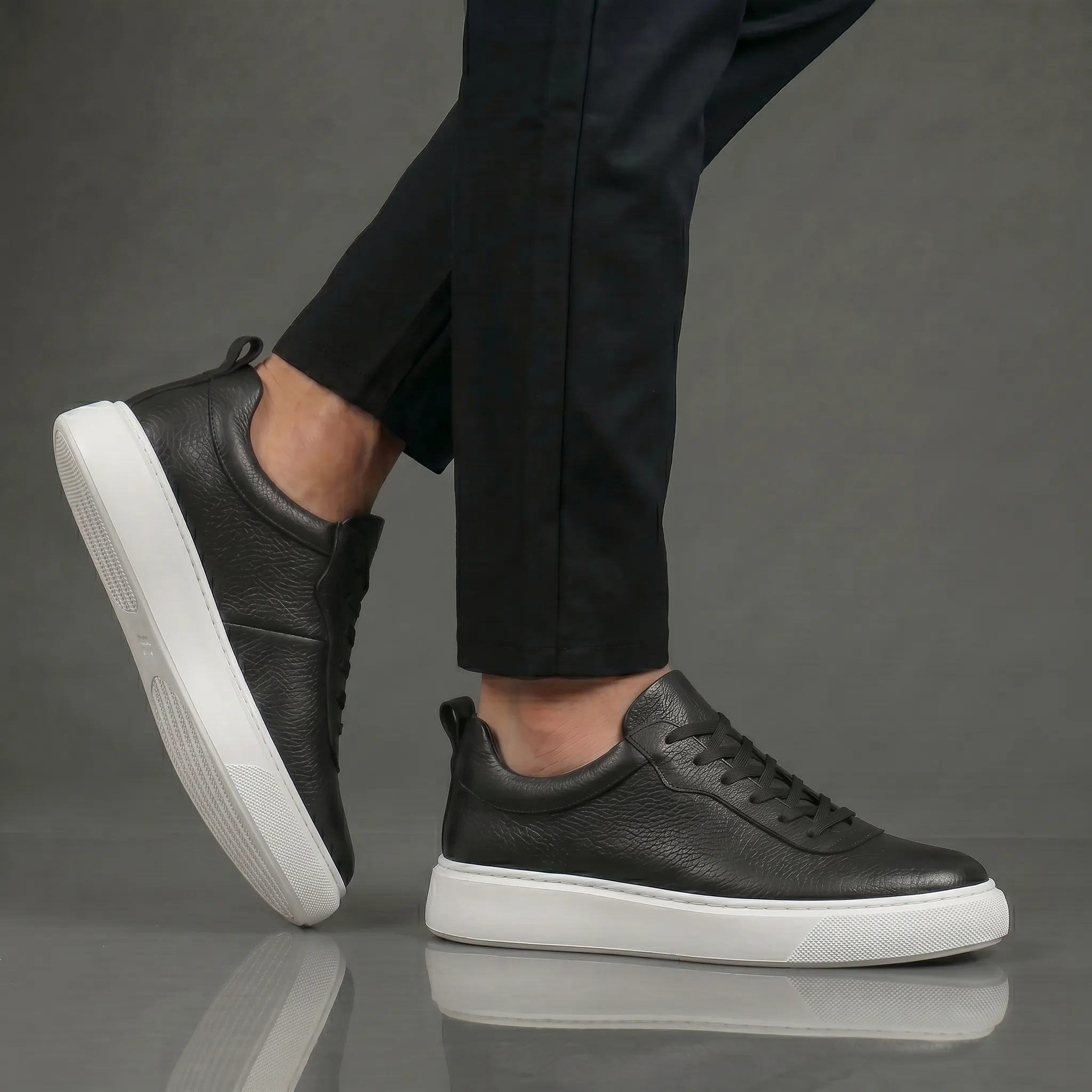 Sneakers Noir en Cuir Grainé - Tres Confortable - Image 4