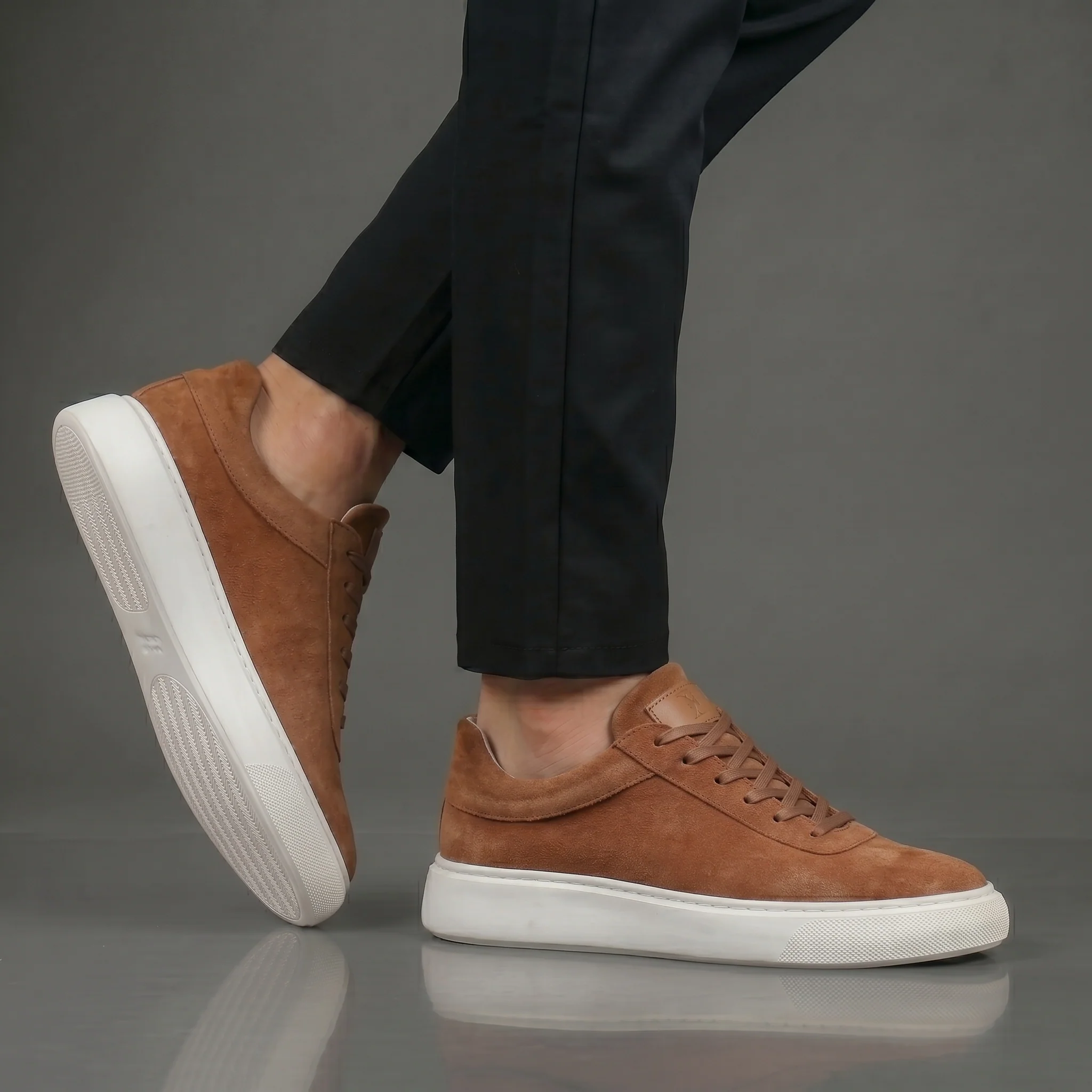 Sneakers tabac en Daim - Tres Confortable - Image 5