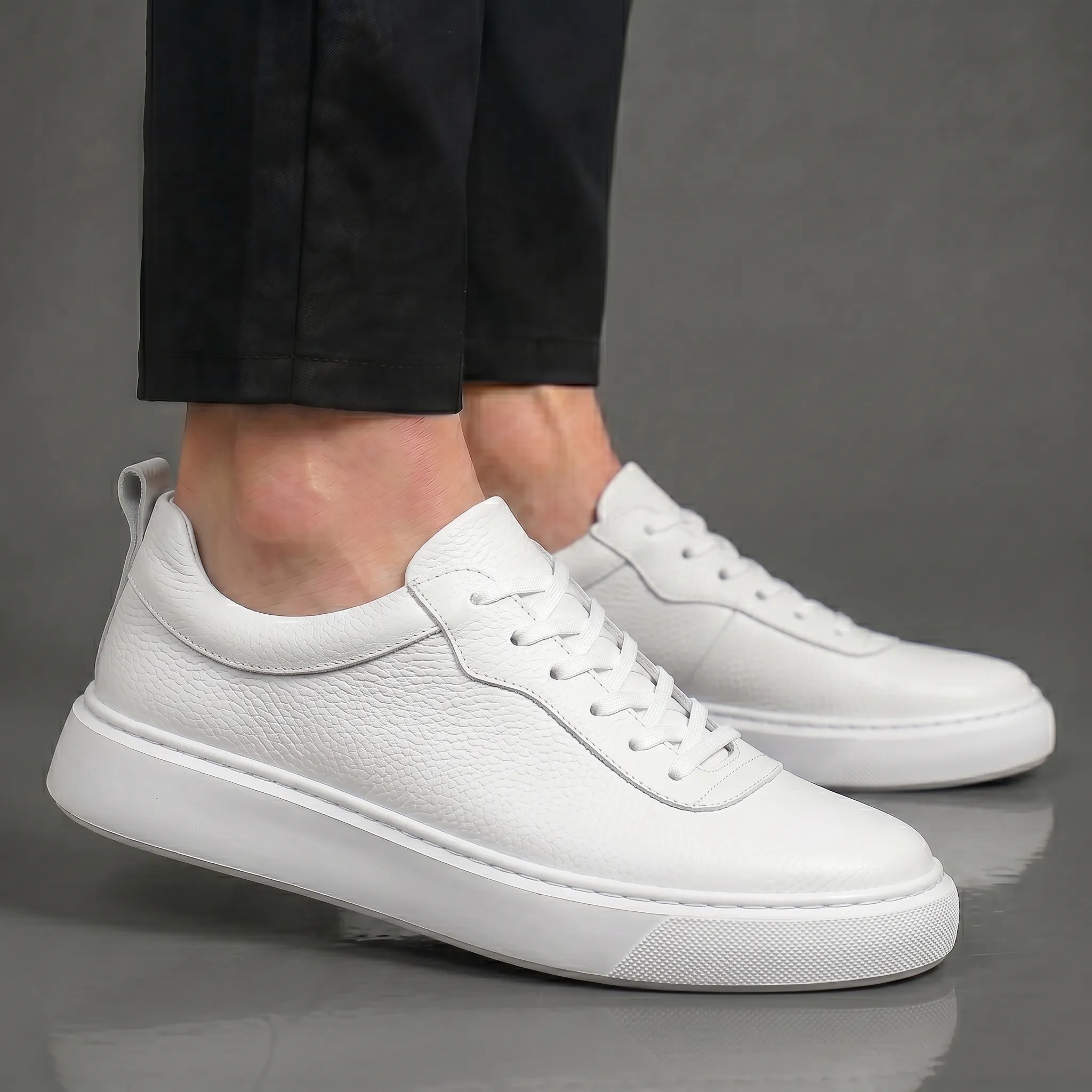 Sneakers Blanc en Cuir  - Semelle Légère Confortable