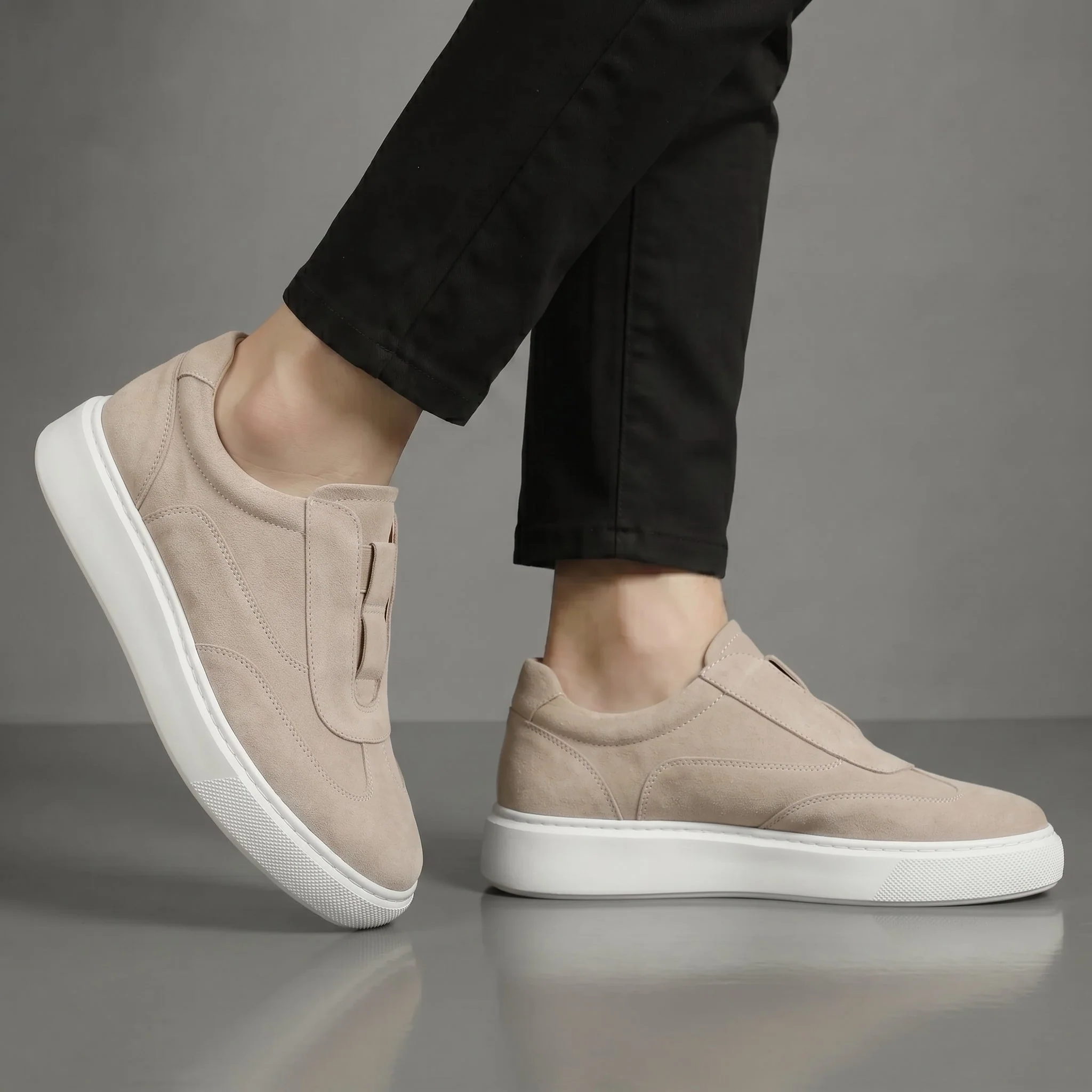 Sneakers Beige en Daim - Tres Confortable - Image 2