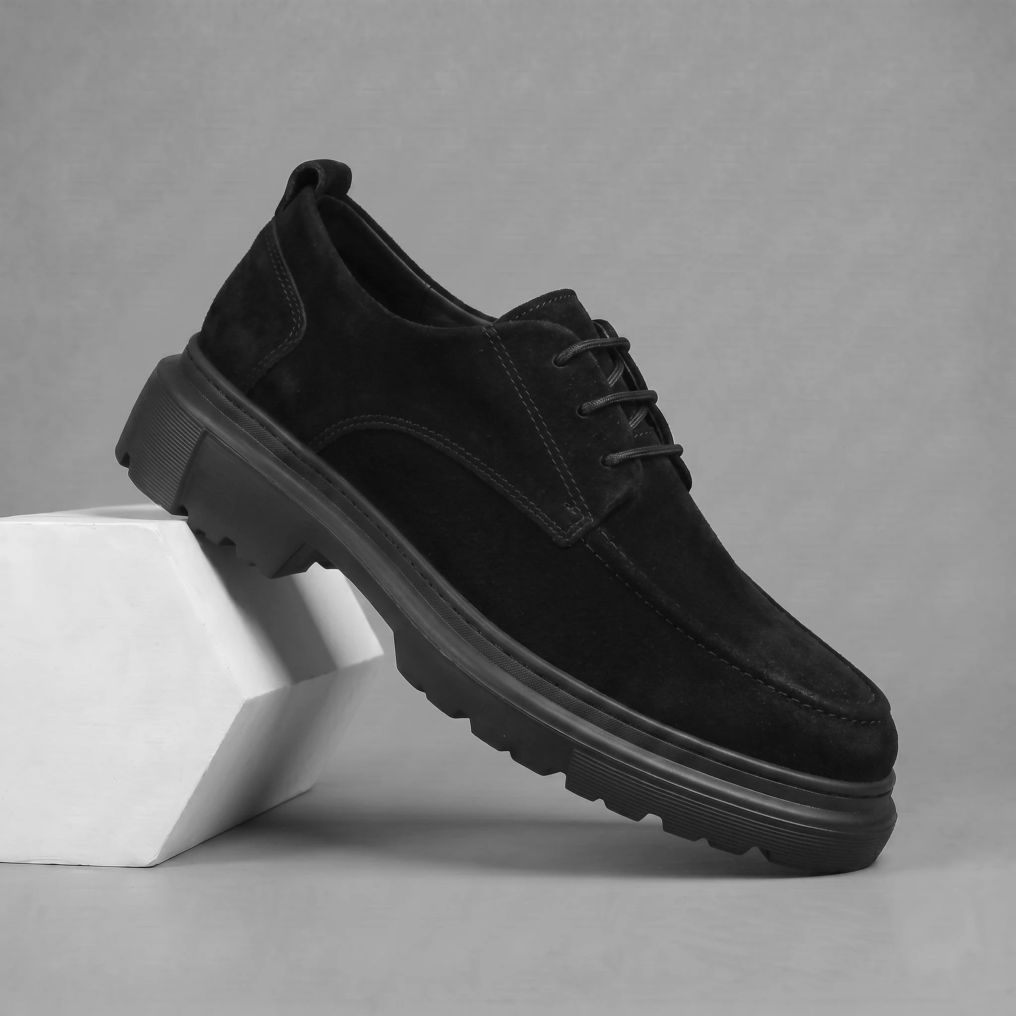 Sneakers Noir Daim Tres Confortable - Femme - Image 5