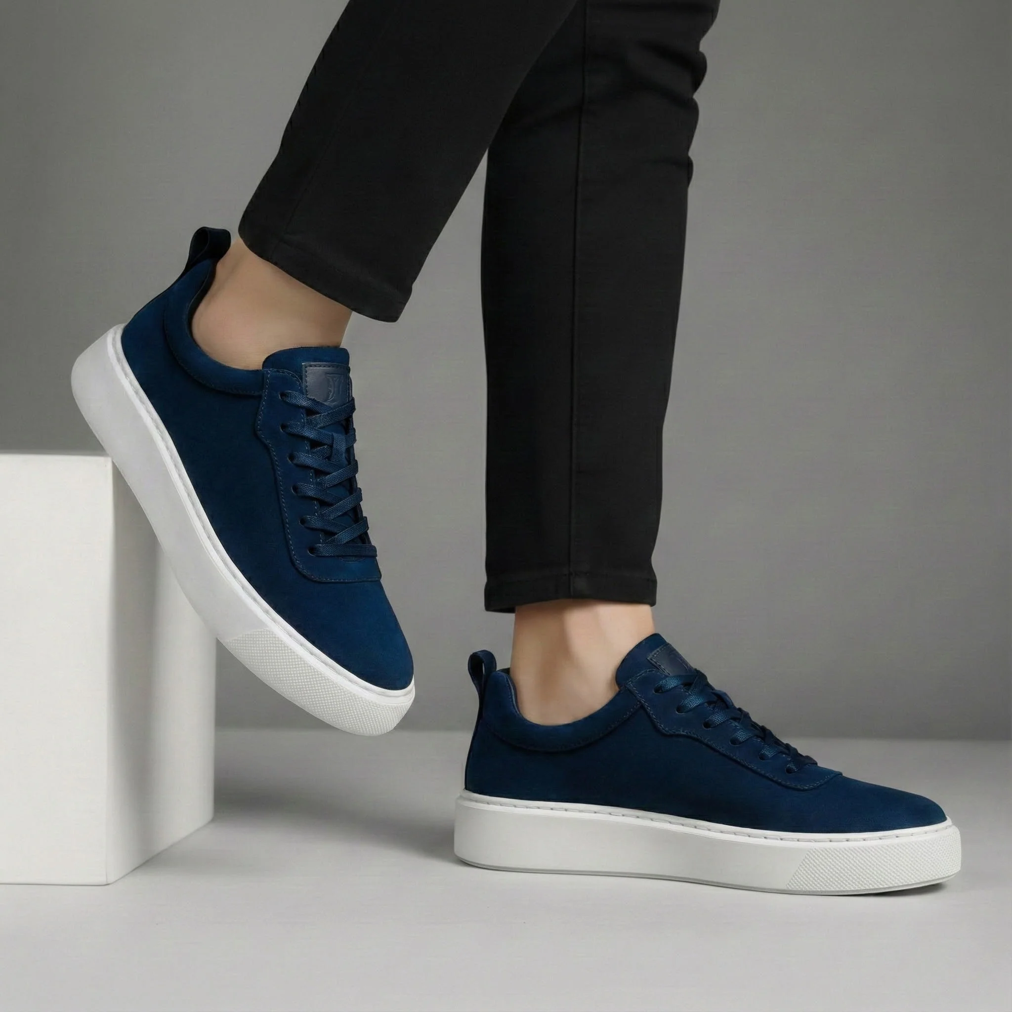 Sneakers en Daim - Tres Confortable - Image 14