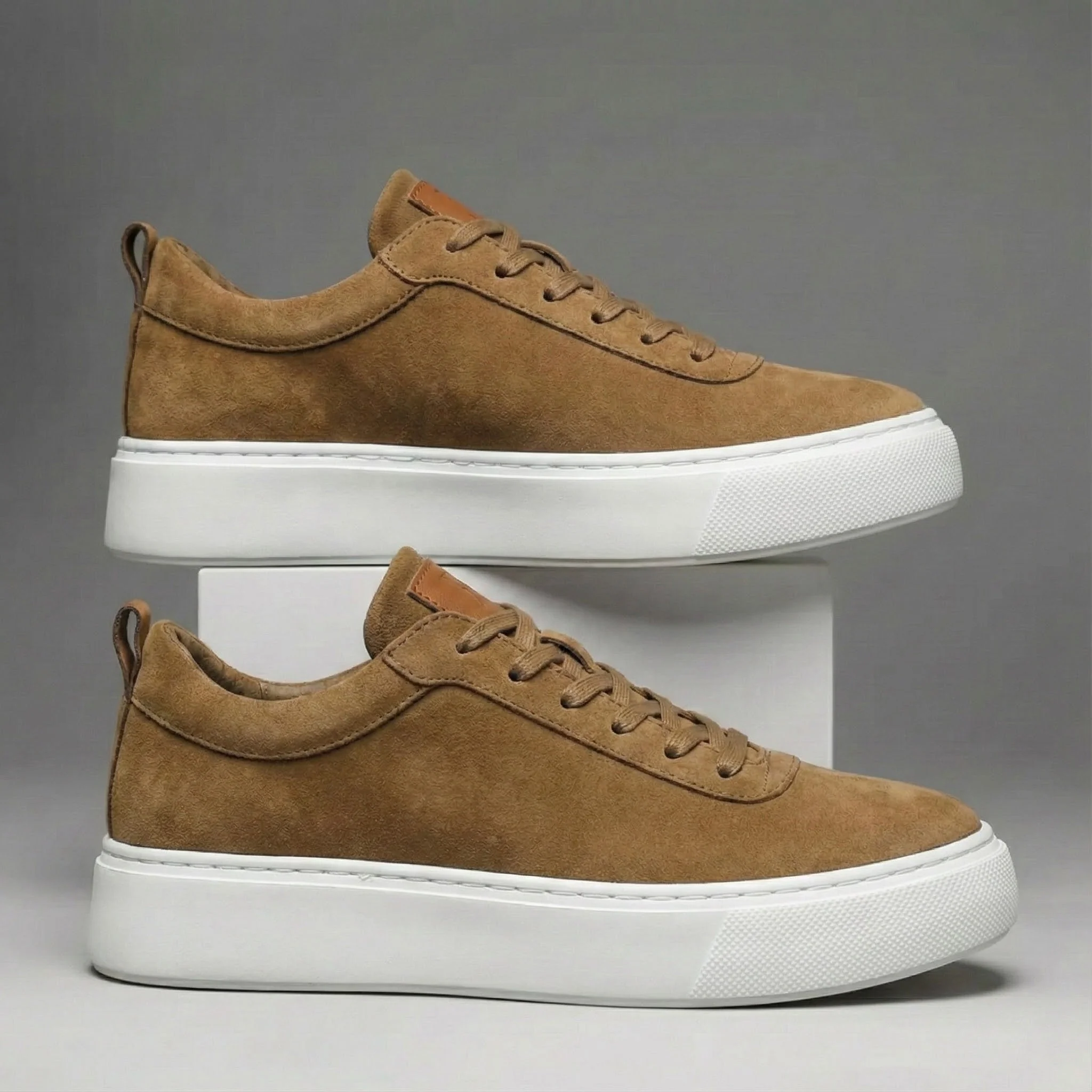 Sneakers en Daim - Tres Confortable - Image 18