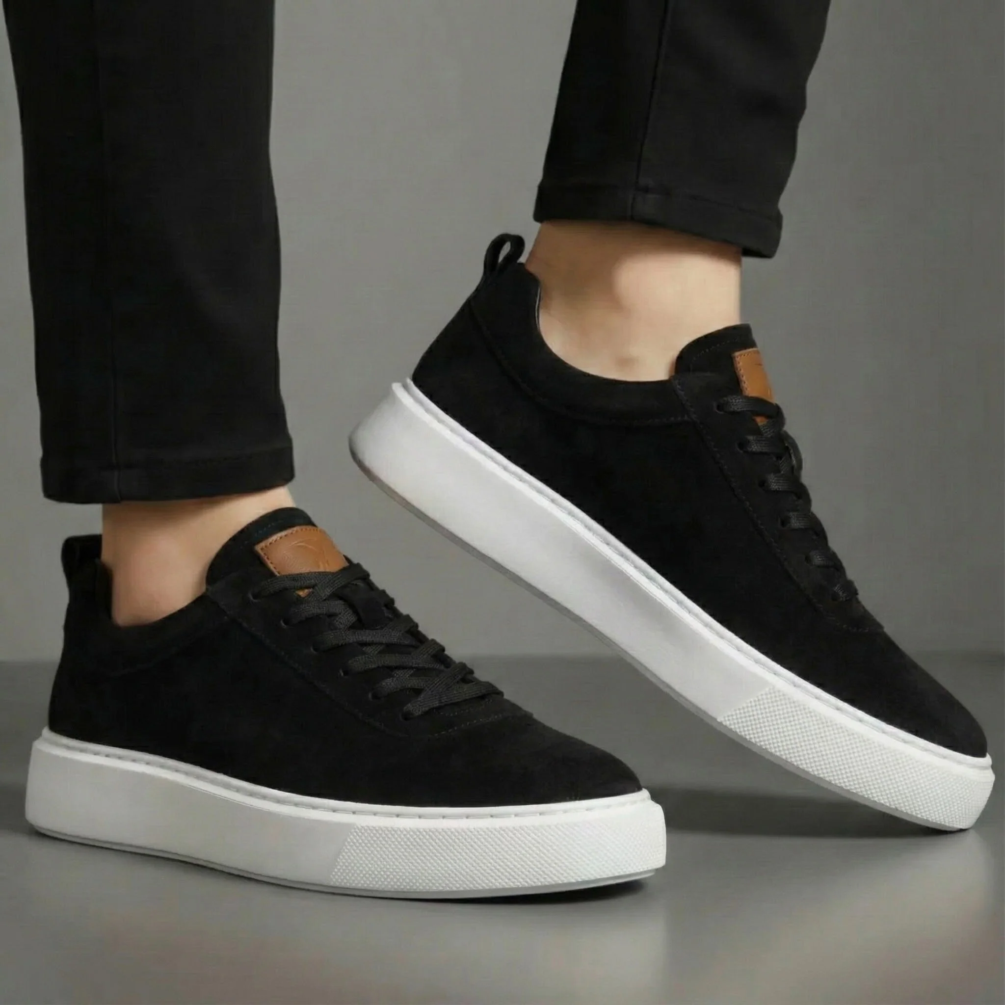 Sneakers en Daim - Tres Confortable - Image 3