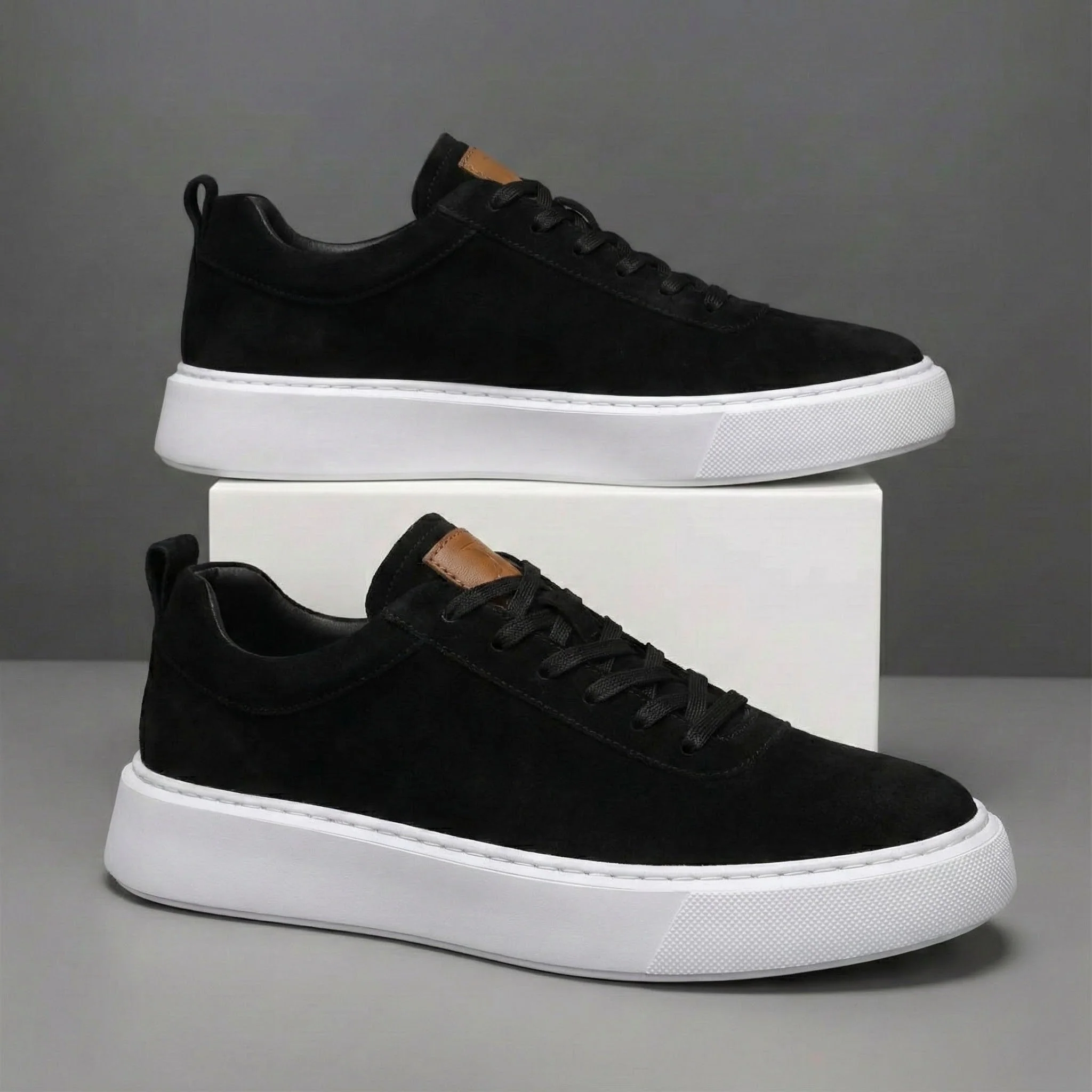 Sneakers en Daim - Tres Confortable - Image 5