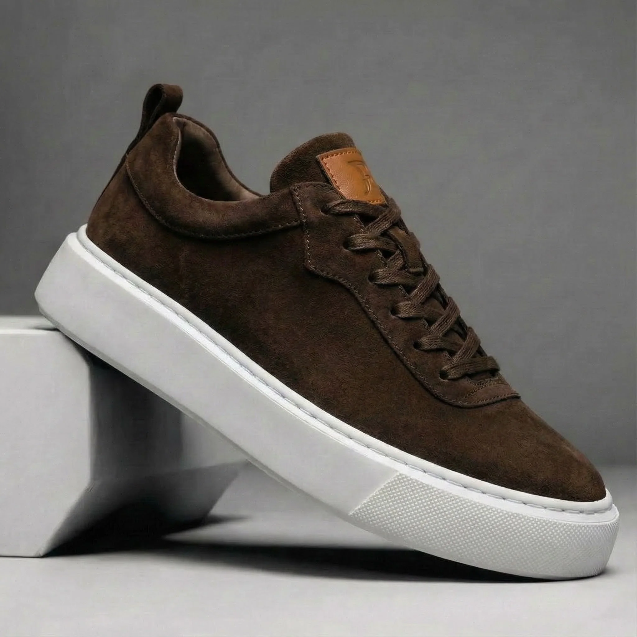 Sneakers en Daim - Tres Confortable - Image 7