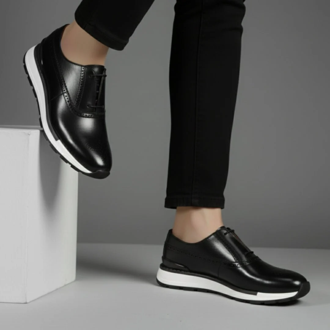 Sneakers Noir de Luxe en Cuir  - Tres Confortable - Image 4