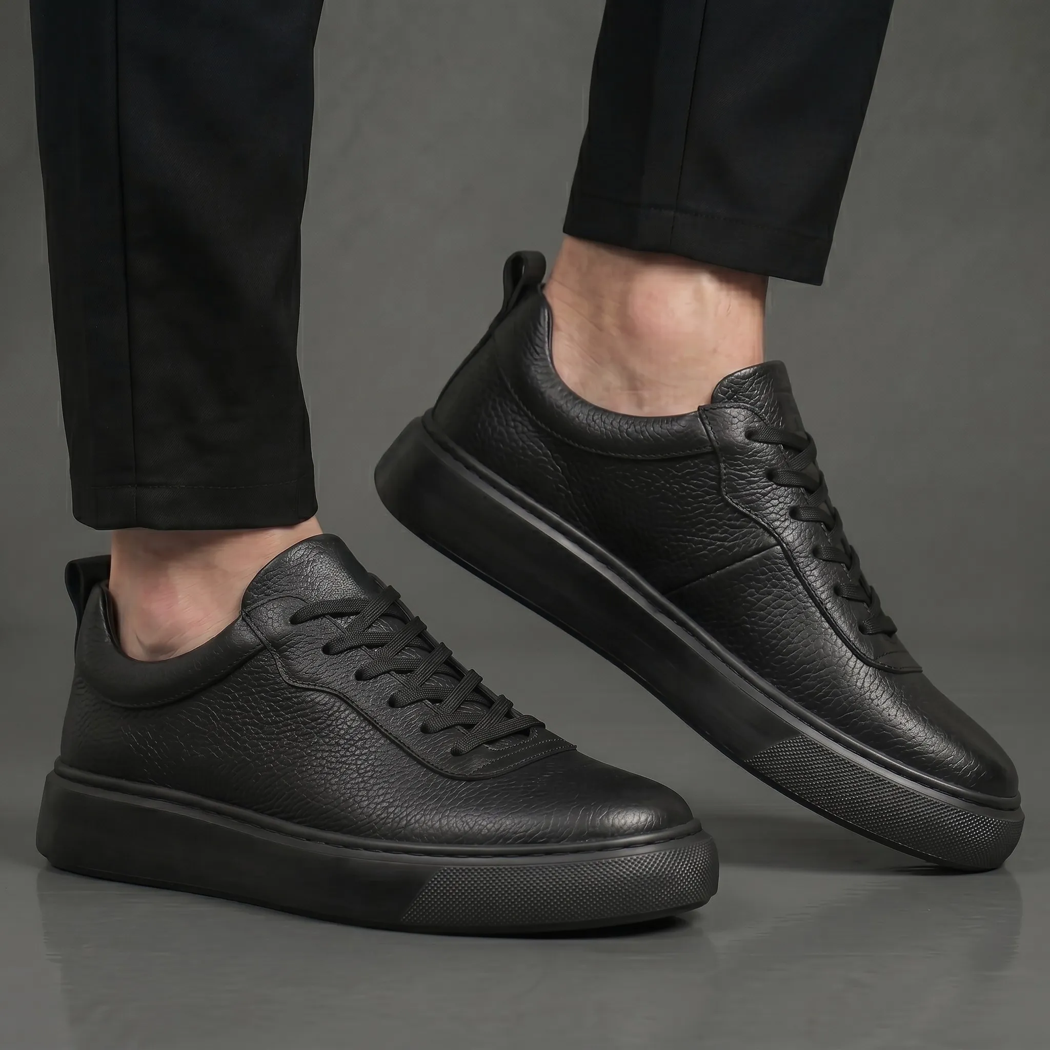 Sneakers Noir en Cuir Grainé - Semelle Noir Légère Confortable - Image 2