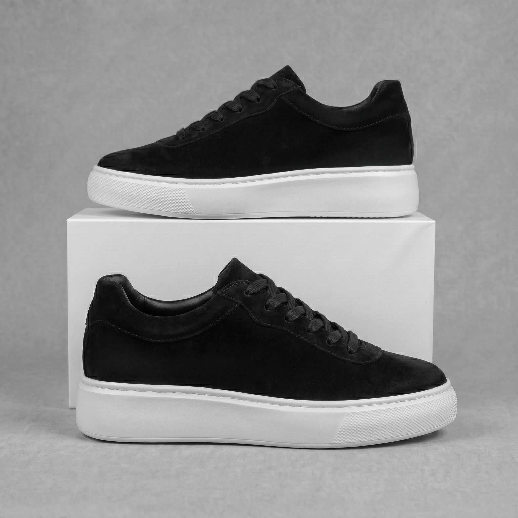 Sneakers Noir en Daim Tres Confortable - Femme - Image 4