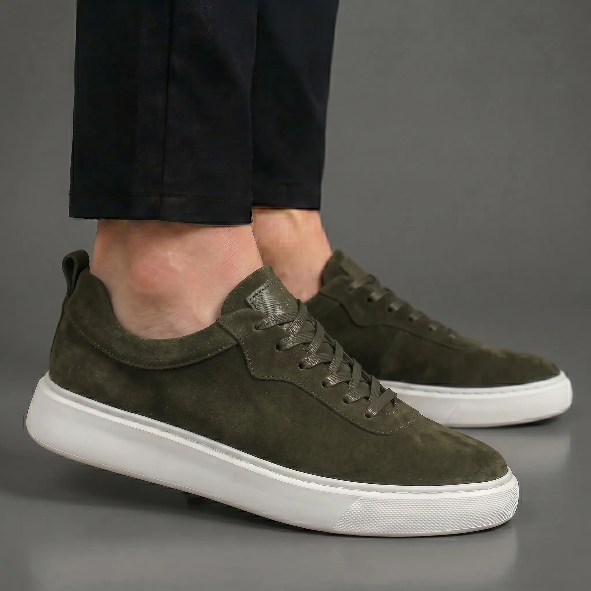 Sneakers Vert olive en Daim - Tres Confortable