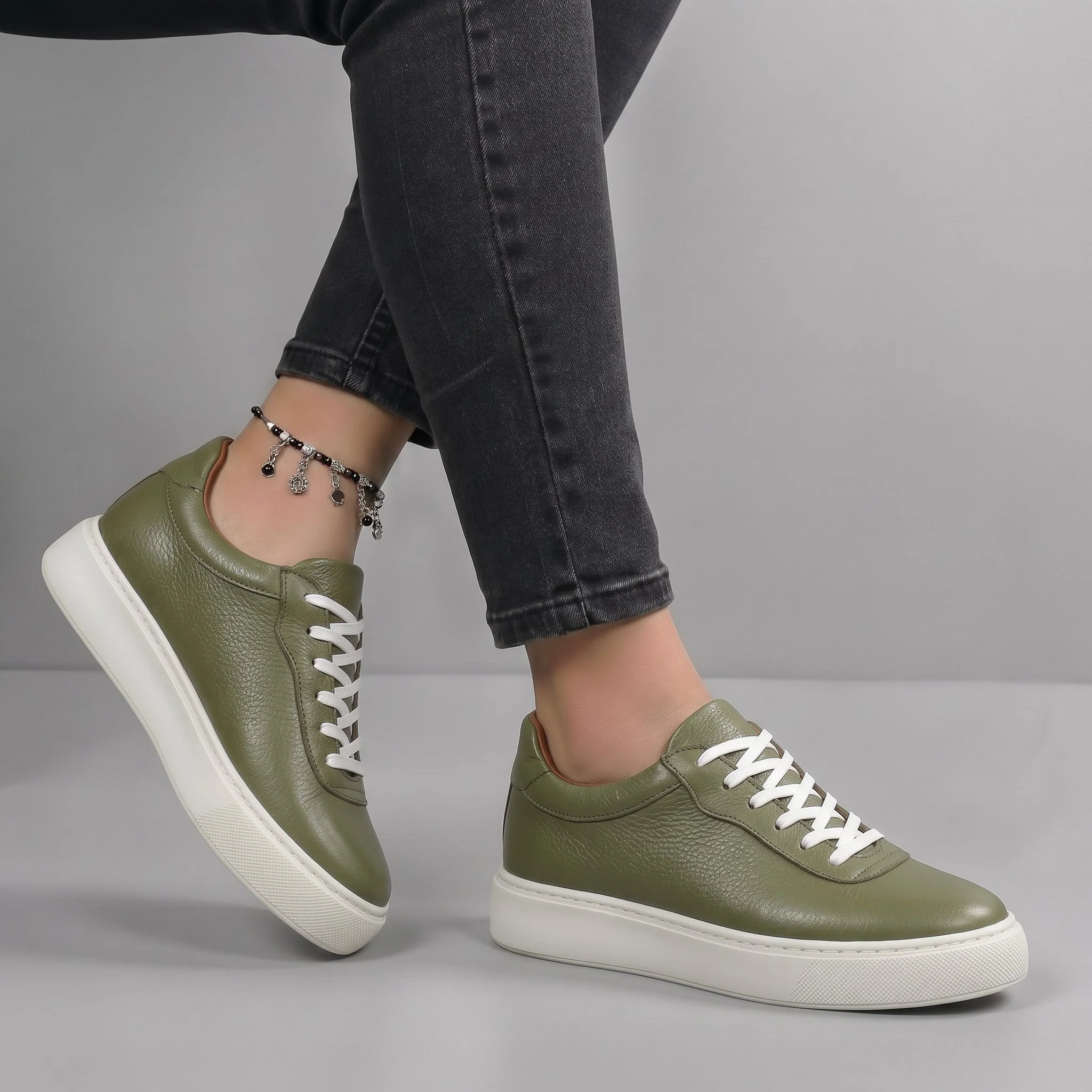 Sneakers Vert en Cuir Grainé Tres Confortable - Femme